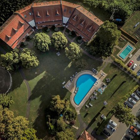 Abbazia Country Club Hotel Nemesnép Eksteriør billede