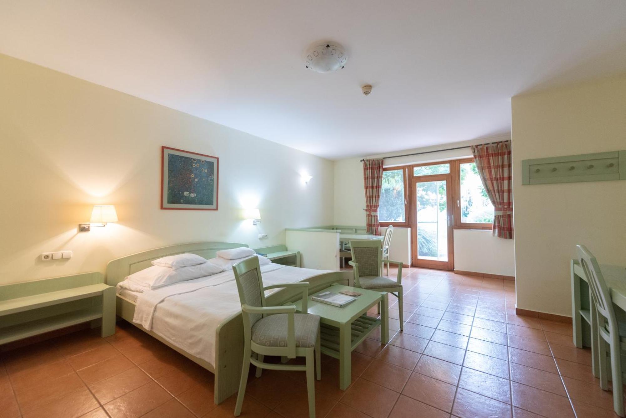 Abbazia Country Club Hotel Nemesnép Eksteriør billede
